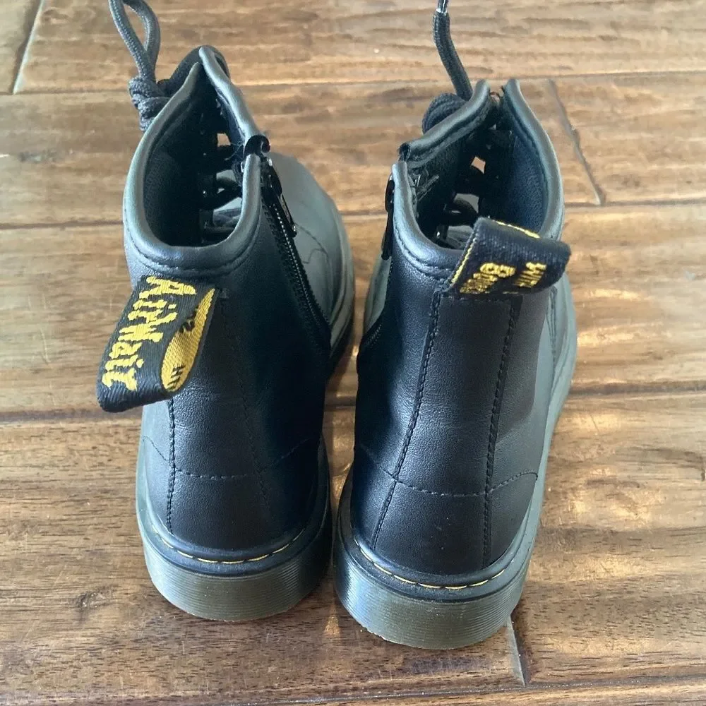 Dr. Doc Martens 1460 J  Black Smooth Leather Boots Big Kid Sz 3 Chunky Combat